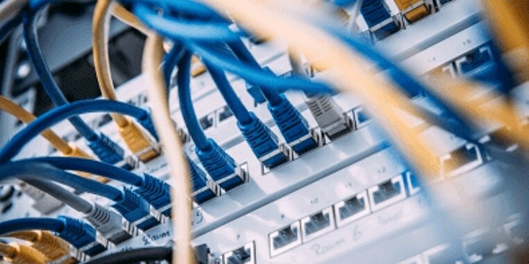 Wir erklären Ihnen den Unterschied den Unterschied zwischen privaten und gewerblichen Internetanschlüssen